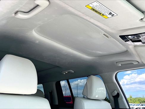 Used 2024 Hyundai Santa Fe Calligraphy AWD/4WD image 28