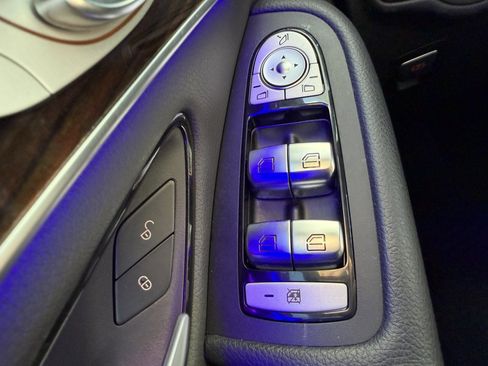 Used 2020 Mercedes-Benz GLC 350e 4MATIC image 32