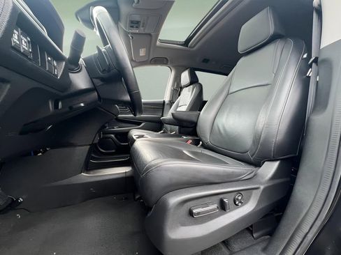 Used 2024 Honda Odyssey EX-L image 15