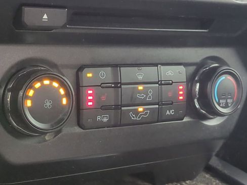 Used 2018 Ford F150 XLT w/ Equipment Group 302A Luxury image 34