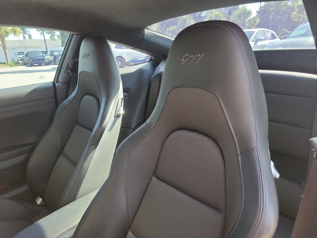 Certified 2019 Porsche 911 Carrera T RWD image 5