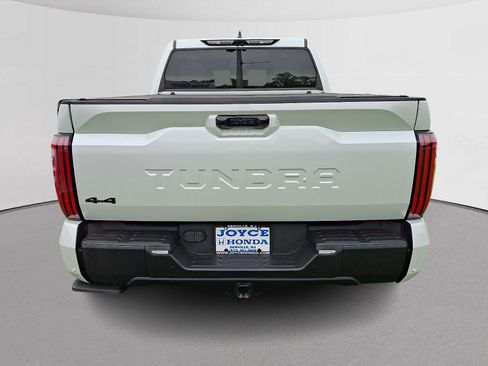 Used 2024 Toyota Tundra Limited AWD/4WD image 8