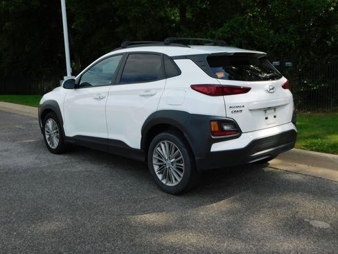 Used 2021 Hyundai Kona SEL AWD/4WD image 3