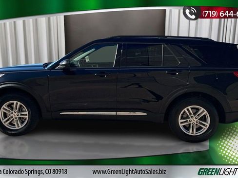 Used 2020 Ford Explorer XLT w/ Equipment Group 202A image 2