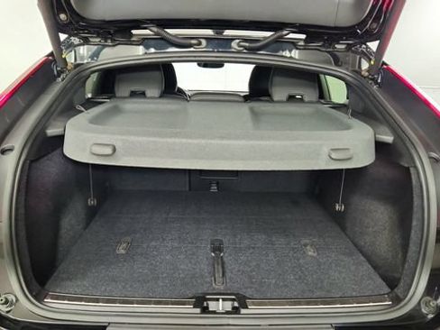 Certified 2023 Volvo C40 P8 Recharge Plus w/ Protection Package Premier AWD/4WD image 37