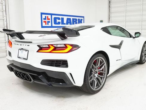 New 2027 Chevrolet Corvette Z06 RWD image 28