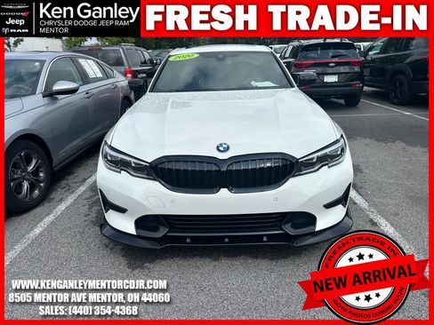 Used 2020 BMW 330i xDrive Sedan w/ Convenience Package AWD/4WD image 3