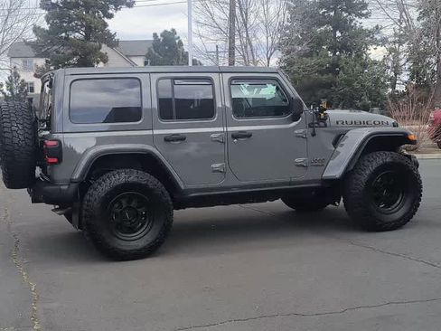 Used 2022 Jeep Wrangler Unlimited Rubicon w/ Xtreme Recon 35" Tire Package image 9