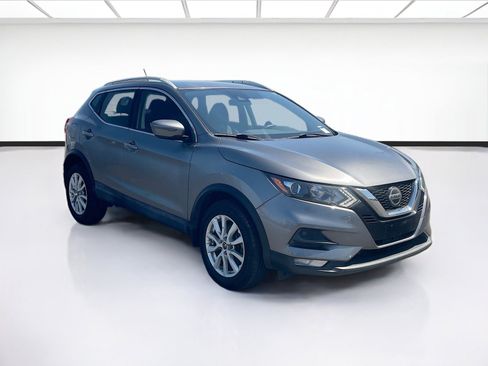 Used 2020 Nissan Rogue Sport SV w/ All-Weather Package FWD image 3