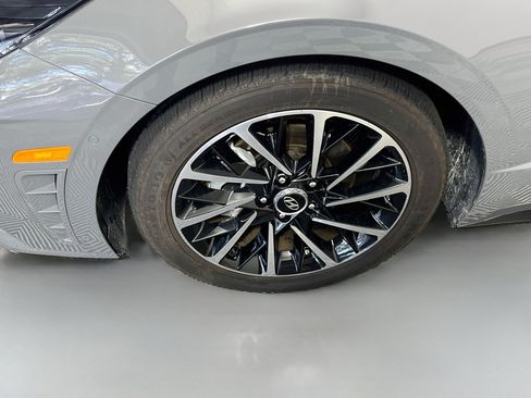 Used 2021 Hyundai Sonata Limited FWD image 14