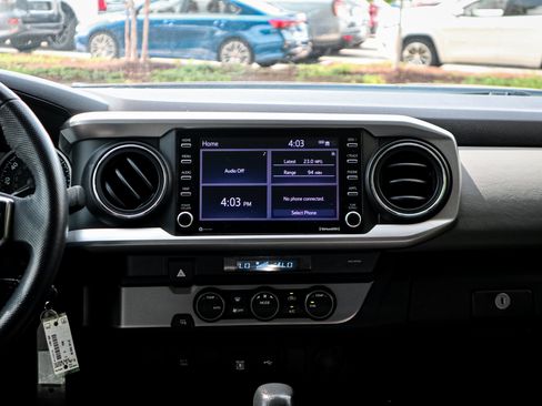 Used 2021 Toyota Tacoma SR5 RWD image 29