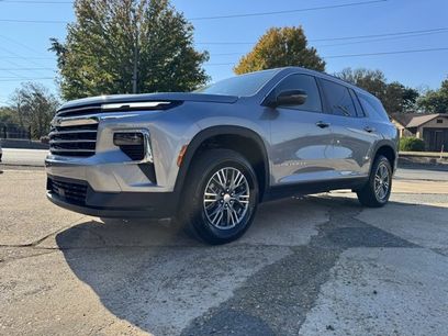Certified 2025 Chevrolet Traverse LT