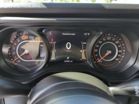 Used 2024 Jeep Wrangler Sport AWD/4WD image 10