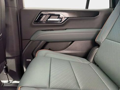 New 2026 GMC Yukon AT4 w/ AT4 Premium Plus Package AWD/4WD image 14