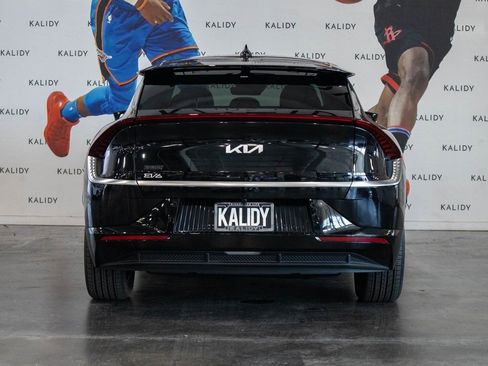 New 2023 Kia EV6 Wind image 23