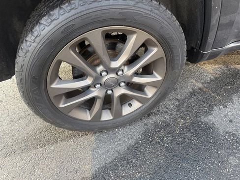 Used 2017 Jeep Grand Cherokee Limited 75th Anniversary image 11