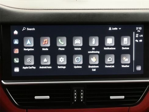 Used 2022 Porsche Cayenne S image 12