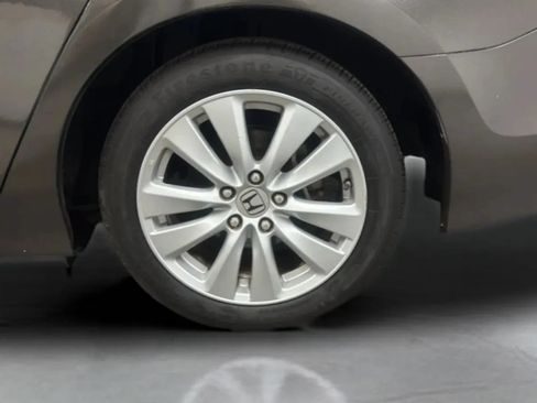 Used 2011 Honda Accord EX image 27