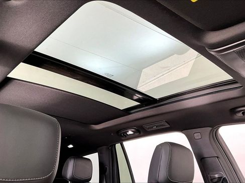 Used 2024 Cadillac XT6 Premium Luxury w/ LPO, Floor Liner Package image 23