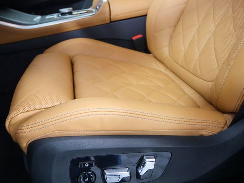 New 2026 BMW X5 sDrive40i w/ M Sport Package RWD image 10