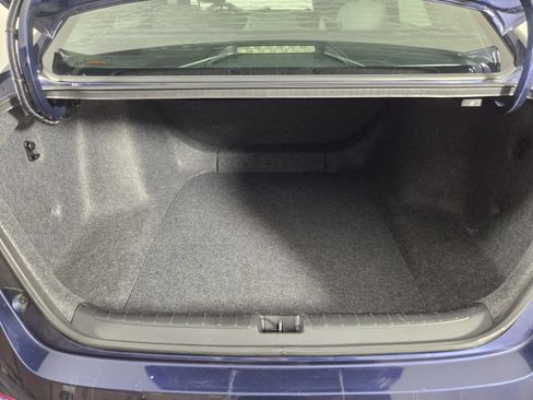 Used 2018 Honda Accord LX image 26