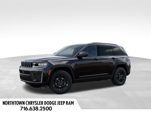 New 2026 Jeep Grand Cherokee Altitude AWD/4WD image 2