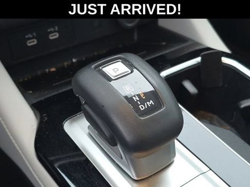 Used 2025 Mitsubishi Outlander SE FWD image 18