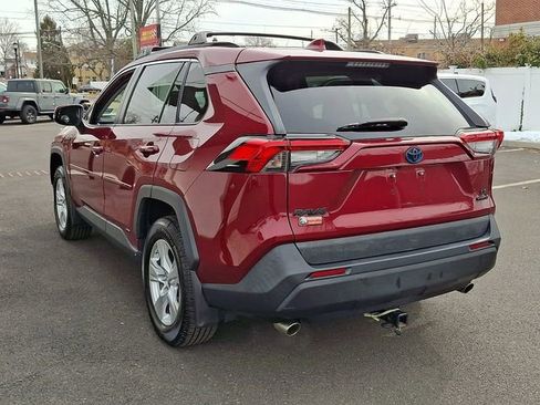 Certified 2020 Toyota RAV4 LE w/ All Weather Liner Package image 4