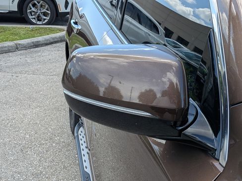 Used 2019 Acura MDX w/ Advance Package FWD image 12