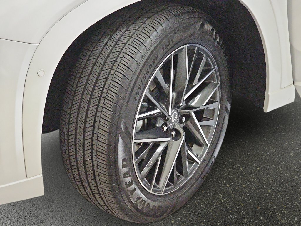 Certified 2025 Lexus TX 350 AWD w/ Technology Package image 31