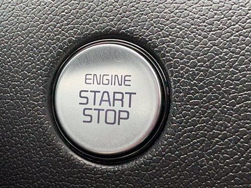 Certified 2022 Kia Sorento S FWD image 26