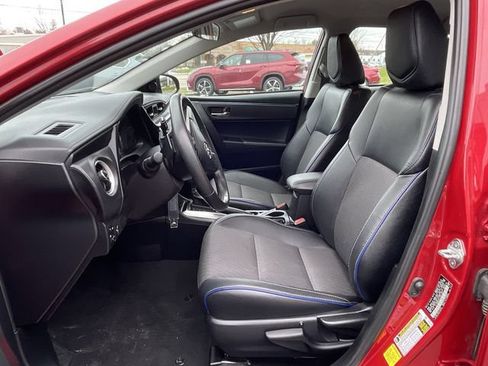 Certified 2018 Toyota Corolla SE FWD image 14