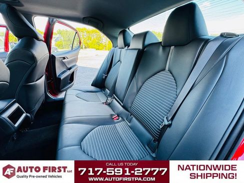 Used 2022 Toyota Camry SE image 19