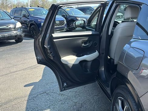 Certified 2025 Honda HR-V EX-L image 29