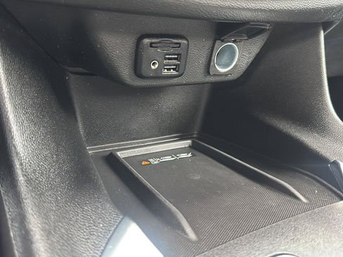 Used 2023 Chevrolet Traverse High Country FWD image 41