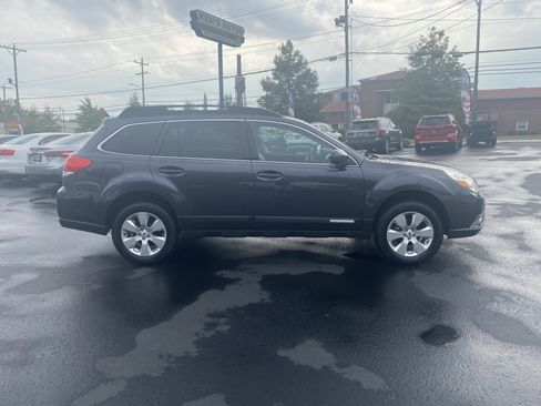 Used 2012 Subaru Outback 2.5i Limited image 4