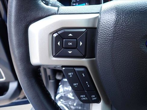 Used 2022 Ford F350 Lariat w/ Lariat Ultimate Package AWD/4WD image 18