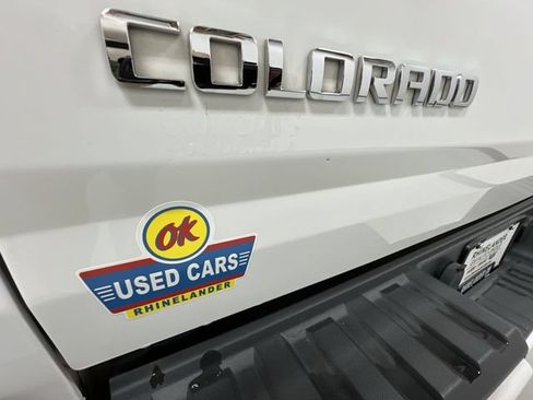 Used 2016 Chevrolet Colorado Z71 AWD/4WD image 30
