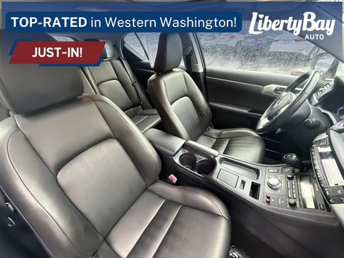 Used 2013 Lexus CT 200h image 10