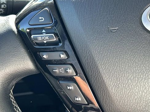 Used 2024 INFINITI QX80 Luxe RWD image 31