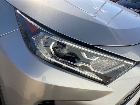 Used 2021 Toyota RAV4 XSE AWD/4WD image 33