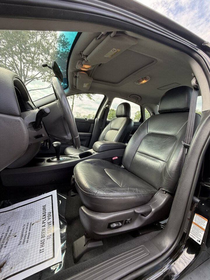 Used 2000 Ford Taurus SEL FWD image 12