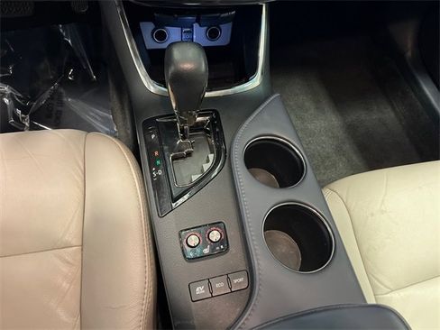 Used 2015 Toyota Avalon XLE Touring image 28