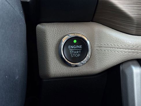 Certified 2023 Ford Expedition Limited image 17