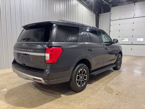 Used 2024 Ford Expedition XLT image 6