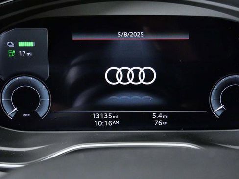Used 2024 Audi Q5 e Premium Plus w/ Premium Plus Package image 24