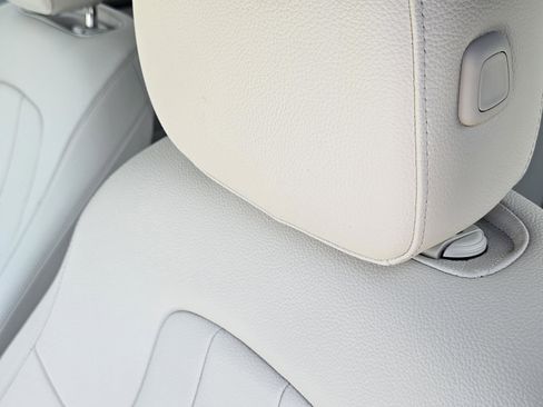 Certified 2026 Mercedes-Benz GLB 250 image 7