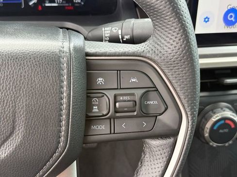 Used 2024 Toyota Tacoma TRD Off-Road AWD/4WD image 13