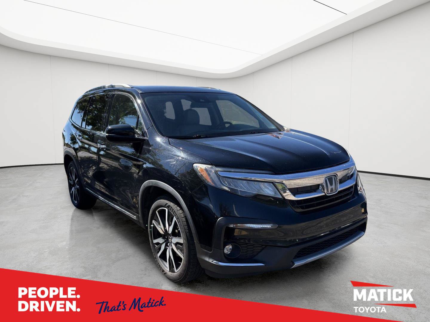 Used 2019 Honda Pilot Touring image 1