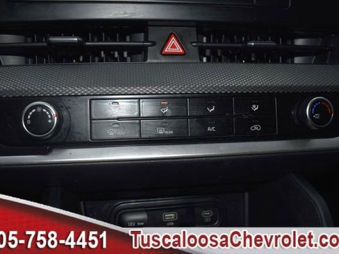 Used 2024 Kia Sportage LX image 33